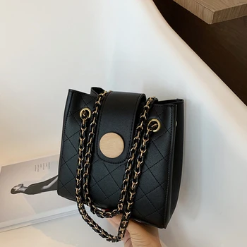 Simple and versatile small bag Women 2020 new trendy fashion chain bucket bag net red all-match messenger bag fashion womenbag
Simple and versatile small bag Women 2020 new trendy fashion chain bucket bag net red all-match messenger bag fashion womenbag