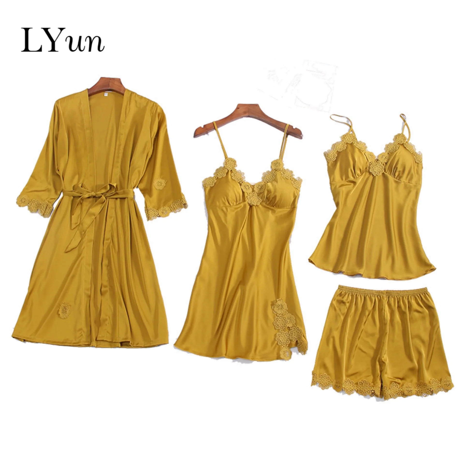 LYun Sexy ladies pajamas new style suspender nightdress nightgown suspender shorts four-piece suit with chest pad home service
LYun Sexy ladies pajamas new style suspender nightdress nightgown suspender shorts four-piece suit with chest pad home service