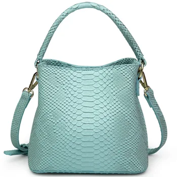New Fashion Bucket Bag for Women Luxury Python Designer Lady Handbags High Quality PU Leather Snake Shoulder Bag 
New Fashion Bucket Bag for Women Luxury Python Designer Lady Handbags High Quality PU Leather Snake Shoulder Bag