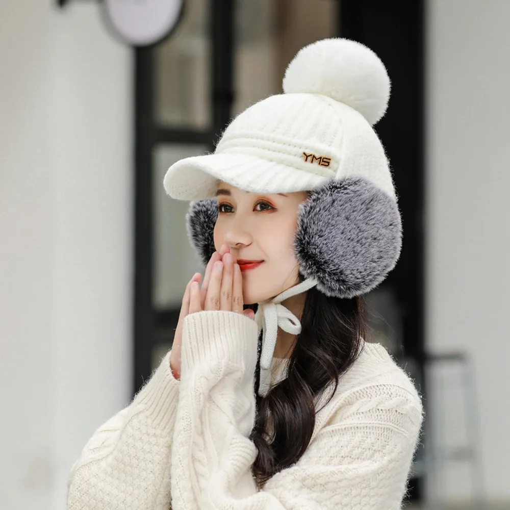 Women Winter Hats Hedging Cap With Ear Protection Hairball Outdoor Casual Wool Letter Label Solid Color Female
Women Winter Hats Hedging Cap With Ear Protection Hairball Outdoor Casual Wool Letter Label Solid Color Female