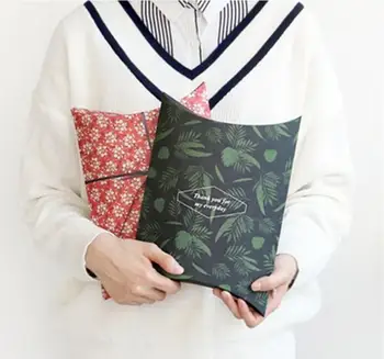 Large Size Pillow Shaped Candy Paper Box Christmas Gift Party Favor Packaging Boxes with Ribbon SN2866 
Large Size Pillow Shaped Candy Paper Box Christmas Gift Party Favor Packaging Boxes with Ribbon SN2866