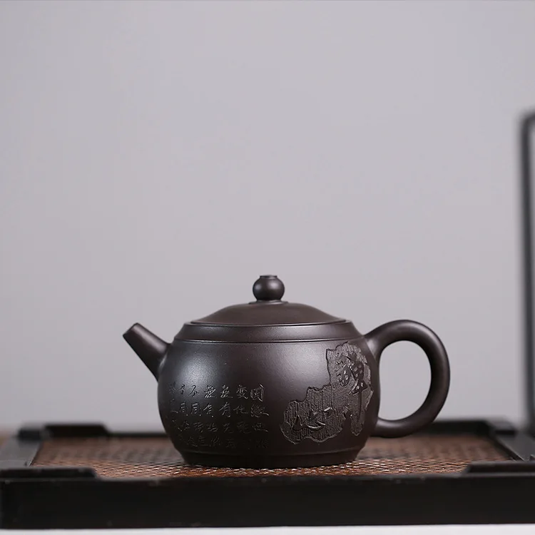 Yixing Dark-red Enameled Pottery Teapot Full Manual Raw Ore Black Gold Just Zen Heart Famous Hao Chan Kung Fu Tea Have Teapot
Yixing Dark-red Enameled Pottery Teapot Full Manual Raw Ore Black Gold Just Zen Heart Famous Hao Chan Kung Fu Tea Have Teapot