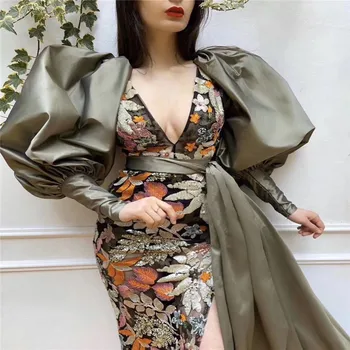 French Lace Fabric With Sequence Sequin 2020 High Quality African Embroidery Lace Fabric Beautiful French Tulle LaceS272 
French Lace Fabric With Sequence Sequin 2020 High Quality African Embroidery Lace Fabric Beautiful French Tulle LaceS272