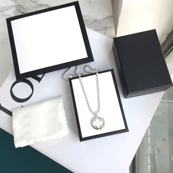 Gucc 100% silver 925 classic double g Necklace Jewelry men and women fashion jewelry couple gift wedding Bead chain 50cm
Gucc 100% silver 925 classic double g Necklace Jewelry men and women fashion jewelry couple gift wedding Bead chain 50cm