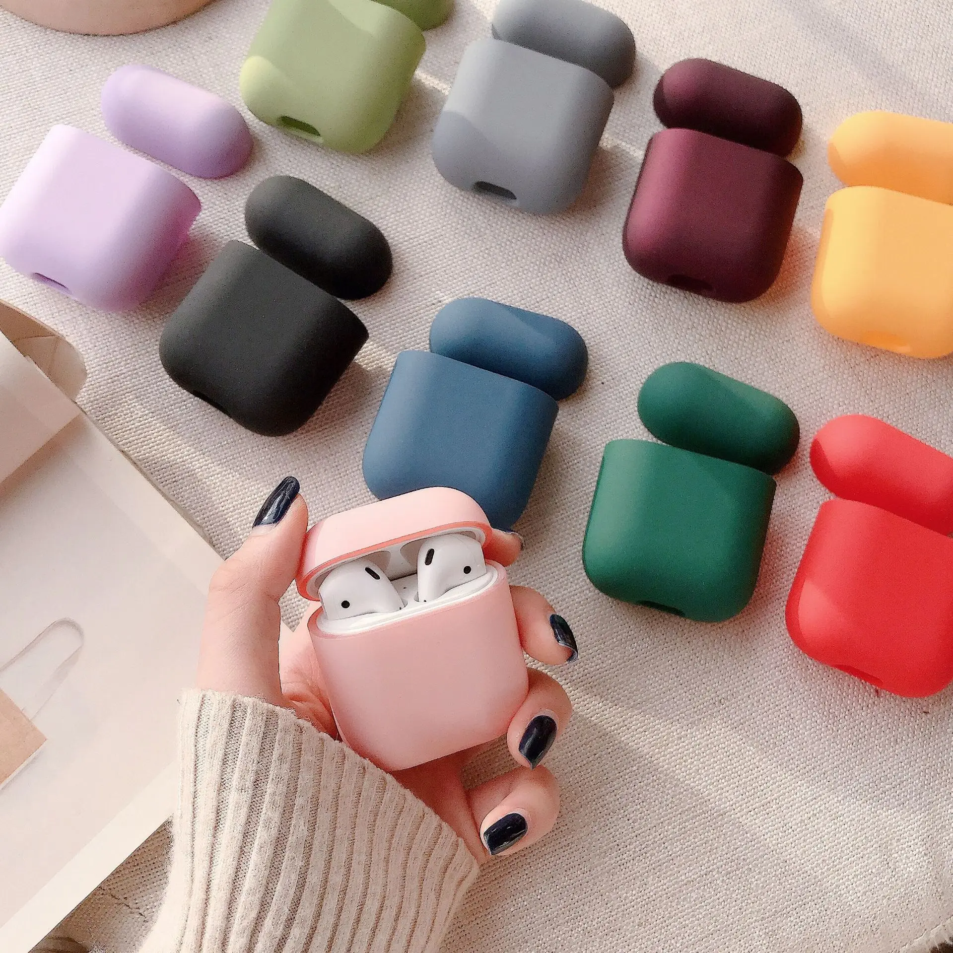 New Colorful Matte Hard Earphone Case for Airpods 1 2 Transparent Wireless airpods Accessories PC Cover for Apple AirPods 1 2
New Colorful Matte Hard Earphone Case for Airpods 1 2 Transparent Wireless airpods Accessories PC Cover for Apple AirPods 1 2