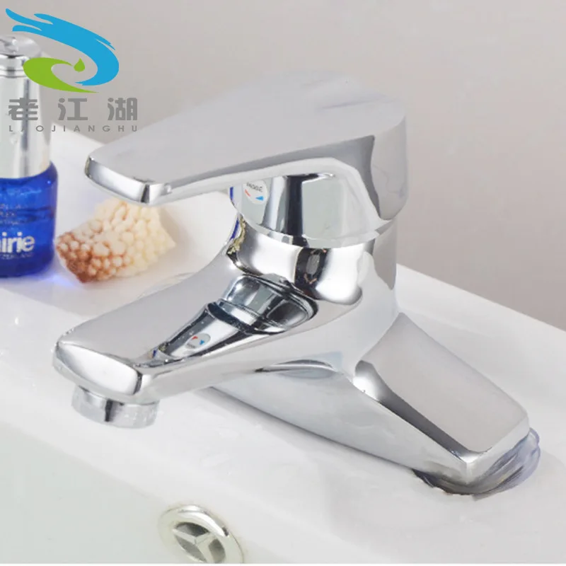 Copper ming jia Two Lianlong Head Bathroom Wash Basin Diplopore 3-hole Inter-platform Basin Hot And Cold Mixing Valve Factory Di
Copper ming jia Two Lianlong Head Bathroom Wash Basin Diplopore 3-hole Inter-platform Basin Hot And Cold Mixing Valve Factory Di