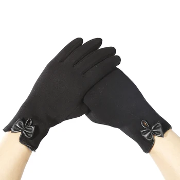 Fashion Women Winter Gloves Phone Touch Screen Outdoor luva inverno Gloves Trendy Wrist Mittens Bottons Warm Ladies Gloves 
Fashion Women Winter Gloves Phone Touch Screen Outdoor luva inverno Gloves Trendy Wrist Mittens Bottons Warm Ladies Gloves