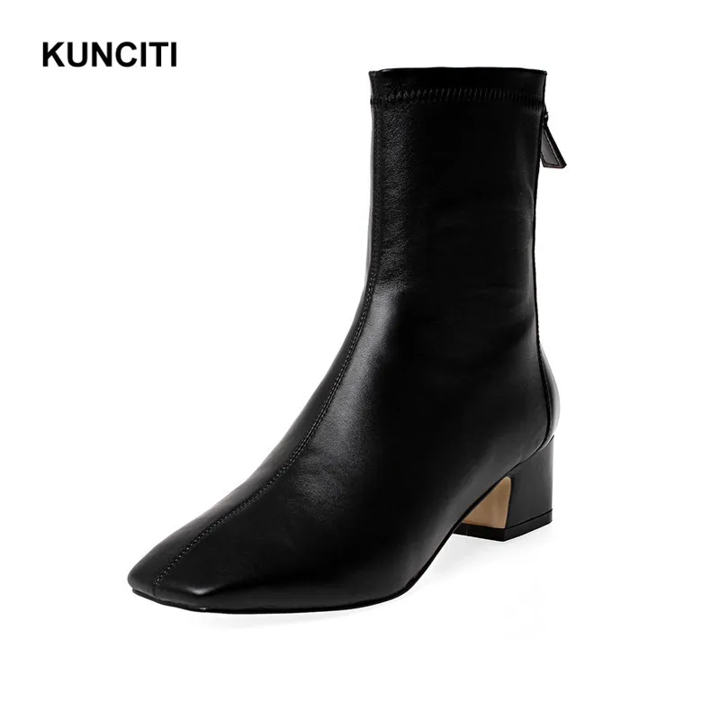 2019 KUNCITI Korean Style Ankle Boots For Women Chunky Heel Square Toe Short Booties Plus Size 34-43 Ladies Winter Shoes D9208
2019 KUNCITI Korean Style Ankle Boots For Women Chunky Heel Square Toe Short Booties Plus Size 34-43 Ladies Winter Shoes D9208