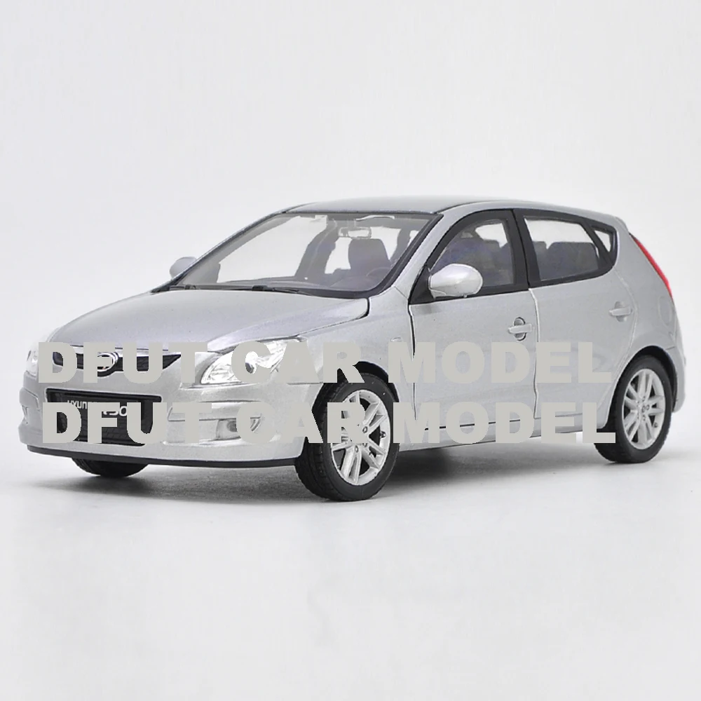 Scale 1:24 Alloy XIAN DAI I30 Car Model Of Children's Toy Cars Original Authorized Authentic Kids Toys For Collection
Scale 1:24 Alloy XIAN DAI I30 Car Model Of Children's Toy Cars Original Authorized Authentic Kids Toys For Collection
