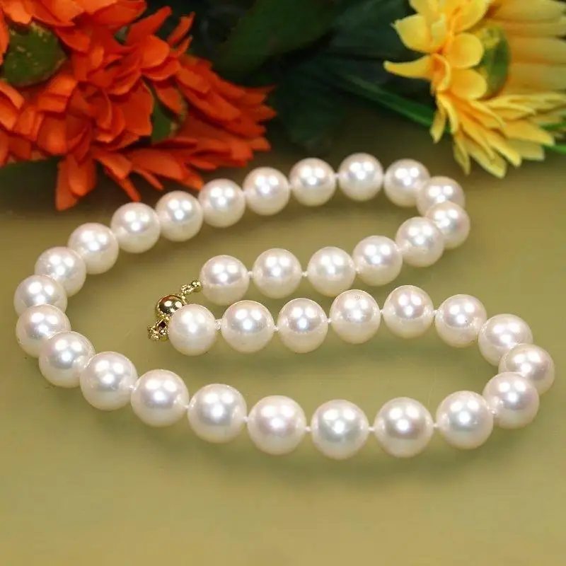 

NEW 14k solid gold 9-10mm White Freshwater Cultured Pearl Necklace 18"