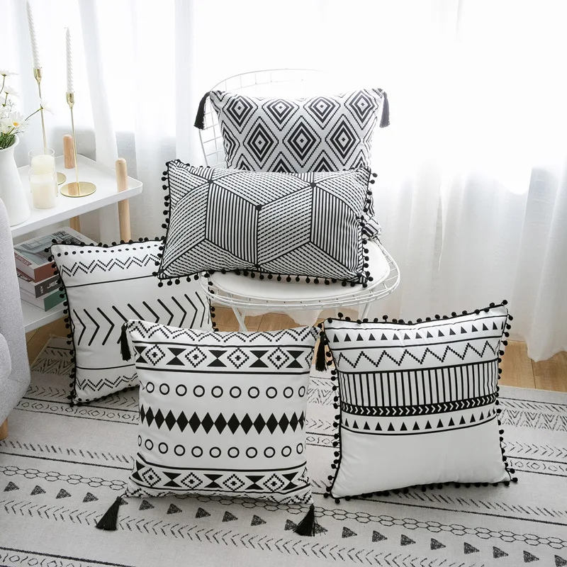 Simple Decorative Cushion Cover White Black Rectangle Pillow Cover Soft 45x45cm 30x50cm Simple Geometric Pom Pom Ball Fringe
Simple Decorative Cushion Cover White Black Rectangle Pillow Cover Soft 45x45cm 30x50cm Simple Geometric Pom Pom Ball Fringe