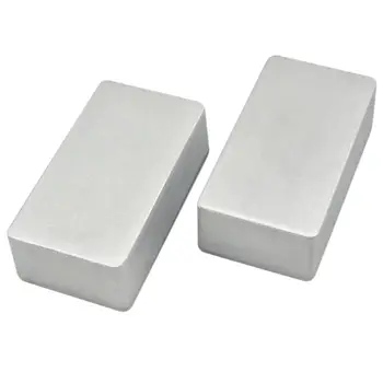 New 2pcs 125B/1590N1 Aluminum case guitar stompbox&pedal enclosure for guitar effect pedal project 
New 2pcs 125B/1590N1 Aluminum case guitar stompbox&pedal enclosure for guitar effect pedal project