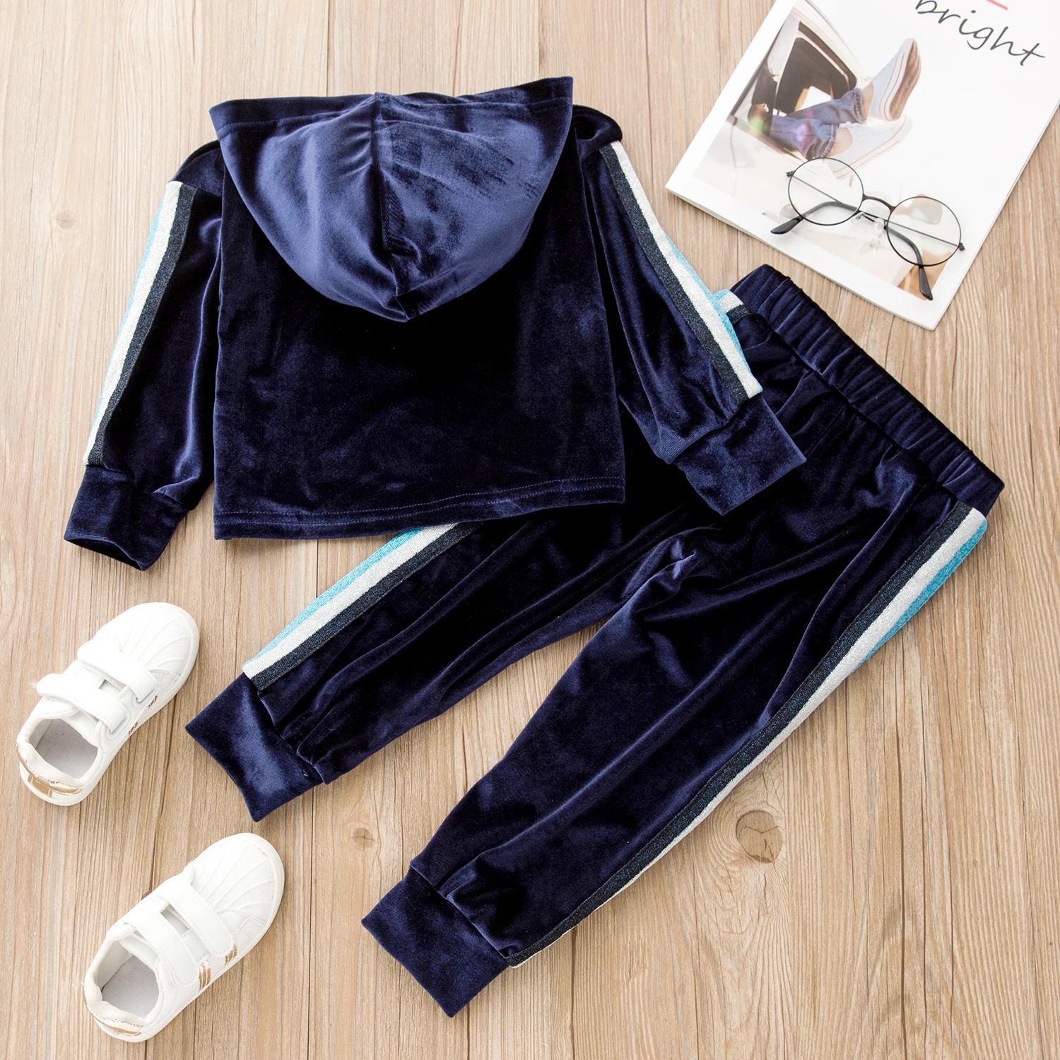 PatPat 2-piece Baby / Toddler Striped Velet Hooded Pullover and Pants Set PatPat 2-piece Baby / Toddler Striped Velet Hooded Pullover and Pants Set