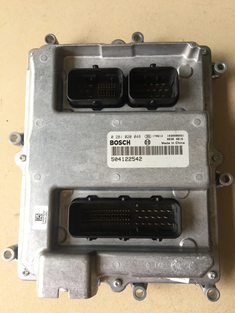 Diesel engine ECU computer board 504122542 for SHACMAN SAIC Hongyan Jieshi Sophie Iveco 0281020048 EDC7
Diesel engine ECU computer board 504122542 for SHACMAN SAIC Hongyan Jieshi Sophie Iveco 0281020048 EDC7