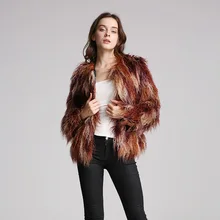 Large Women's Fur Imitation Fur Coat Color Beach Wool Women's Short Coat
Large Women's Fur Imitation Fur Coat Color Beach Wool Women's Short Coat