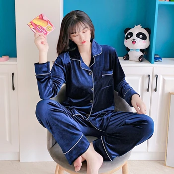 Gold velvet long-sleeved set fashion ladies pajamas home clothes
Gold velvet long-sleeved set fashion ladies pajamas home clothes