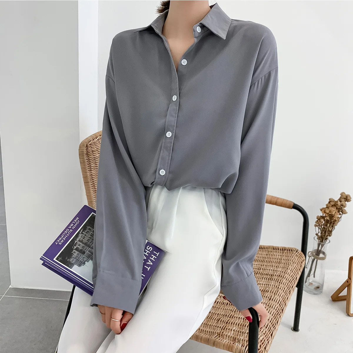 Winter Women's Causal Oversize Urban Leisure Shirt Bottoming OL Commute Slim Solid Color Long Sleeve Shirt
Winter Women's Causal Oversize Urban Leisure Shirt Bottoming OL Commute Slim Solid Color Long Sleeve Shirt