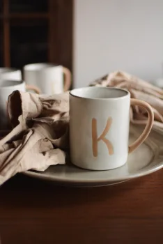 Mug Coffee Cup Latte Glass Reusable Funny Eco Friendly Coffee Ceramic Cup White Cute Kahve Fincan Takimlari Cup Set BD50BD 
Mug Coffee Cup Latte Glass Reusable Funny Eco Friendly Coffee Ceramic Cup White Cute Kahve Fincan Takimlari Cup Set BD50BD