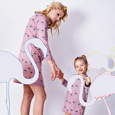 O-neck Mom and Daughter Matching Clothesm Family Matching Clothes Mother and Daughter Print Flamingo Long Sleeve Pocket Dress
O-neck Mom and Daughter Matching Clothesm Family Matching Clothes Mother and Daughter Print Flamingo Long Sleeve Pocket Dress