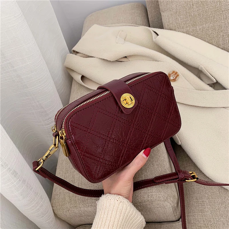 PU Leather Women Messenger Bag Plaid ladies Crossbody Bag Chain Trendy Small Shopping Daily Shoulder Bag
PU Leather Women Messenger Bag Plaid ladies Crossbody Bag Chain Trendy Small Shopping Daily Shoulder Bag