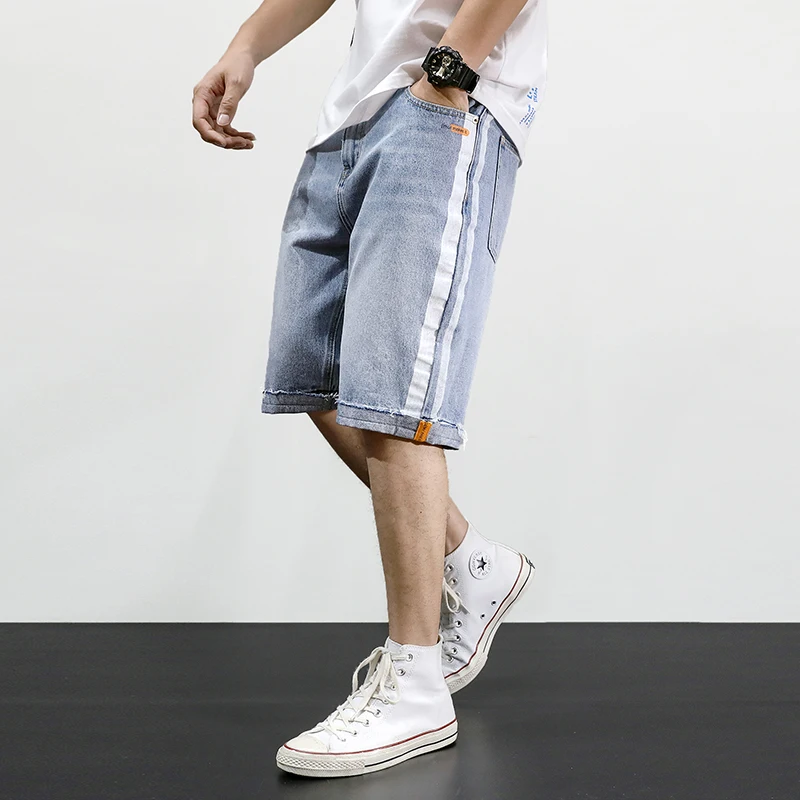Summer Fashion Casual Short Jeans Men Loose Fit Light Blue Stripe Printed Designer Denim Shorts Hombre Hip Hop Jeans Shorts Men 
Summer Fashion Casual Short Jeans Men Loose Fit Light Blue Stripe Printed Designer Denim Shorts Hombre Hip Hop Jeans Shorts Men