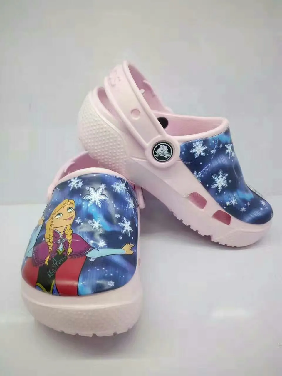 2018 Snow Princess Cartoon Spider-Man CR Children Flashing Light Sandals Porous Shoes 3D Flashing Light Children Sandals
2018 Snow Princess Cartoon Spider-Man CR Children Flashing Light Sandals Porous Shoes 3D Flashing Light Children Sandals
