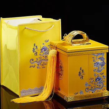 Anxi, Fujian Tieguanyin Strong Flavor (baking) Oolong Tea Gift Box Spring Tea for Clear Heat The Best Option for Gift Giving
Anxi, Fujian Tieguanyin Strong Flavor (baking) Oolong Tea Gift Box Spring Tea for Clear Heat The Best Option for Gift Giving