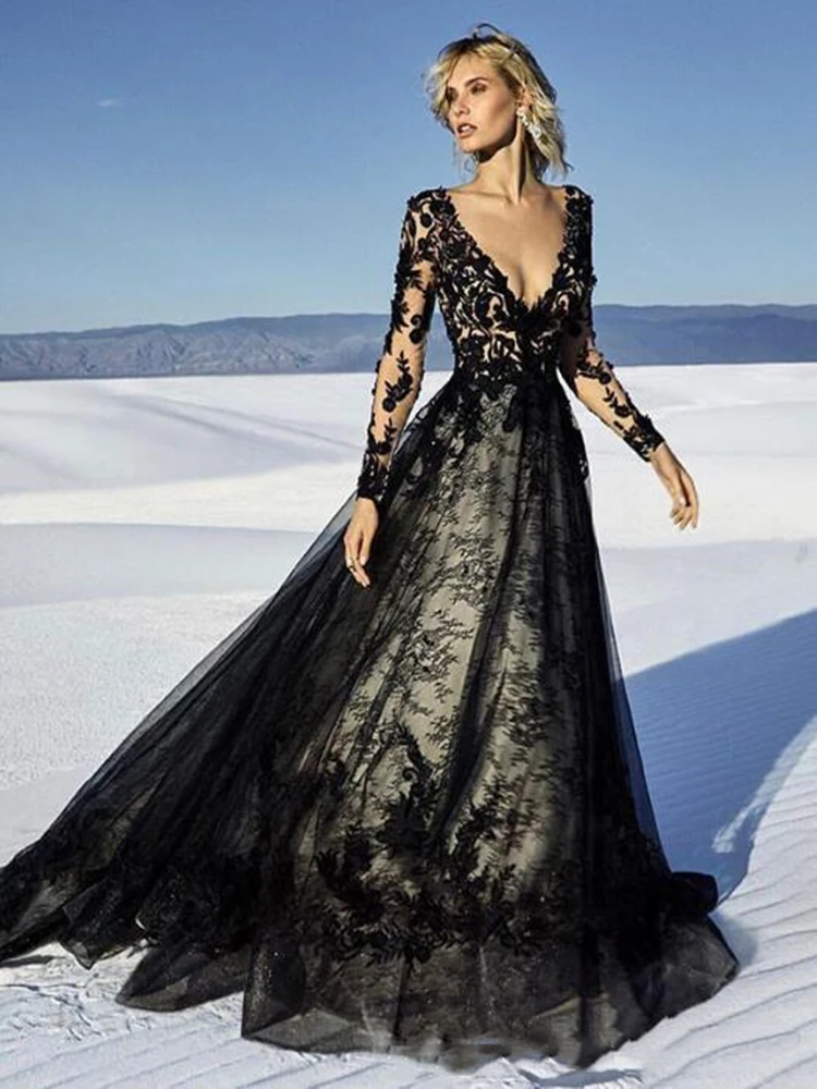 

2020 Sexy Illusion black A-line Evening Dresses Long sleeves Lace Appliqued Sheer V Neck See Formal Prom Party Gowns