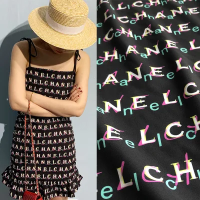 2019 new fashion polyester printing fabric color letter digital printing clothing handmade DIY fabric 
2019 new fashion polyester printing fabric color letter digital printing clothing handmade DIY fabric