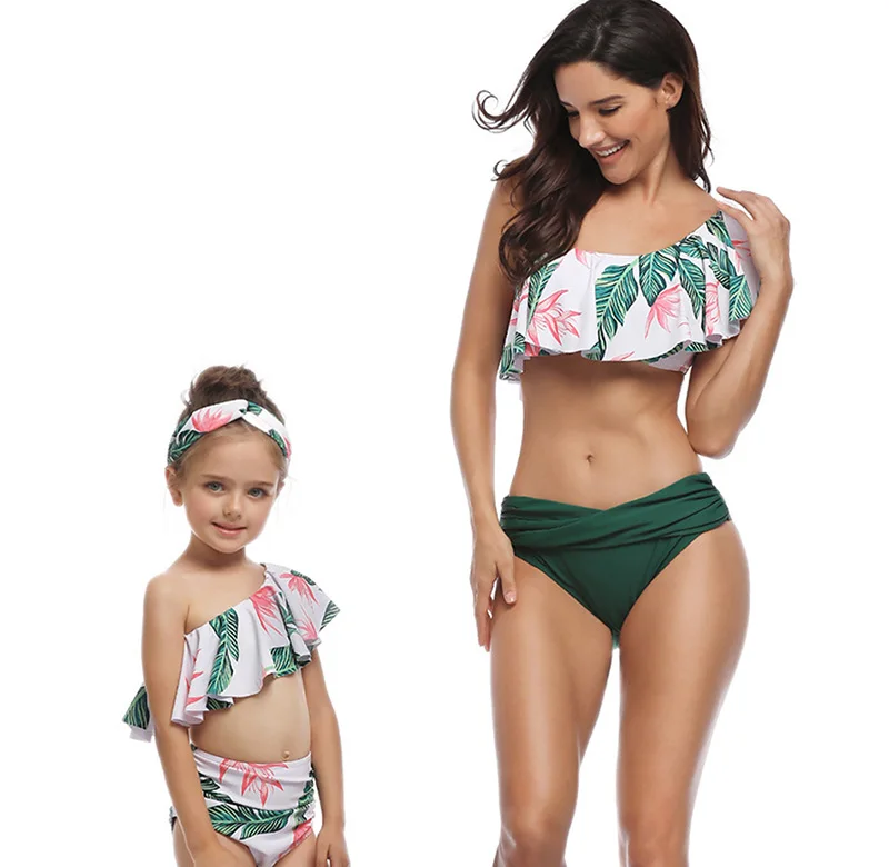 Mother Daughter Matching Clothes Outfits Swimsuit Mother Daughter Summer Beach Matching Swimsuit Tropical Print Family Swimwear
Mother Daughter Matching Clothes Outfits Swimsuit Mother Daughter Summer Beach Matching Swimsuit Tropical Print Family Swimwear