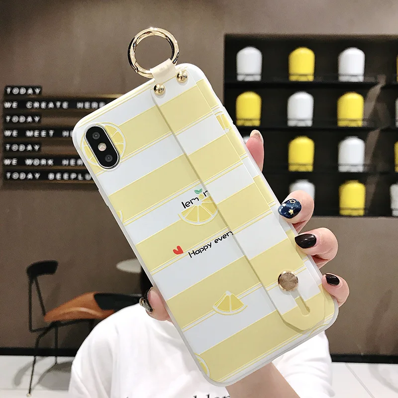 Фото Летний чехол с лимонным принтом и держателем для запястья iPhone XS X MAX XR