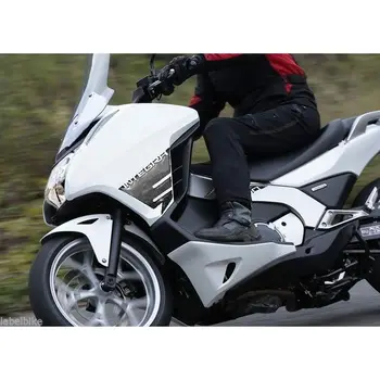 2 stickers GEL 3D hip compatible for scooter HONDA INTEGRA 700 
2 stickers GEL 3D hip compatible for scooter HONDA INTEGRA 700