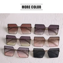 New Fashion Oversize Gradient Sunglasses For Women Vintage Alloy Chain Frame Rivet Square Sun EyewearFemale Elegant Shades
New Fashion Oversize Gradient Sunglasses For Women Vintage Alloy Chain Frame Rivet Square Sun EyewearFemale Elegant Shades