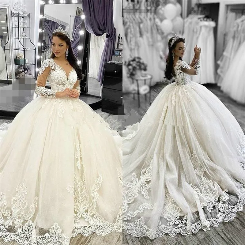 cinderella-lace-long-sleeve-wedding-dresses_副本