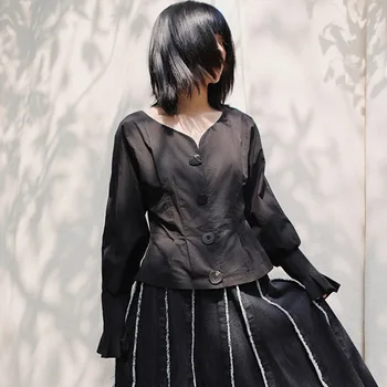 Korea V-neck Single Breasted Irregular Button Shirt Women Vintage Loose Lantern Sleeve Clothing Tops 2020 New Spring PD204
Korea V-neck Single Breasted Irregular Button Shirt Women Vintage Loose Lantern Sleeve Clothing Tops 2020 New Spring PD204