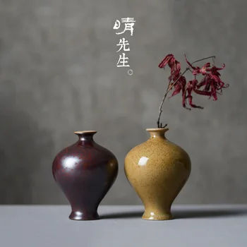 Jindezhen Three-colour Manual Coarse Pottery Will Belly Bottle To Fake Something Antique Series Small The Flowers Vase Ikebana
Jindezhen Three-colour Manual Coarse Pottery Will Belly Bottle To Fake Something Antique Series Small The Flowers Vase Ikebana