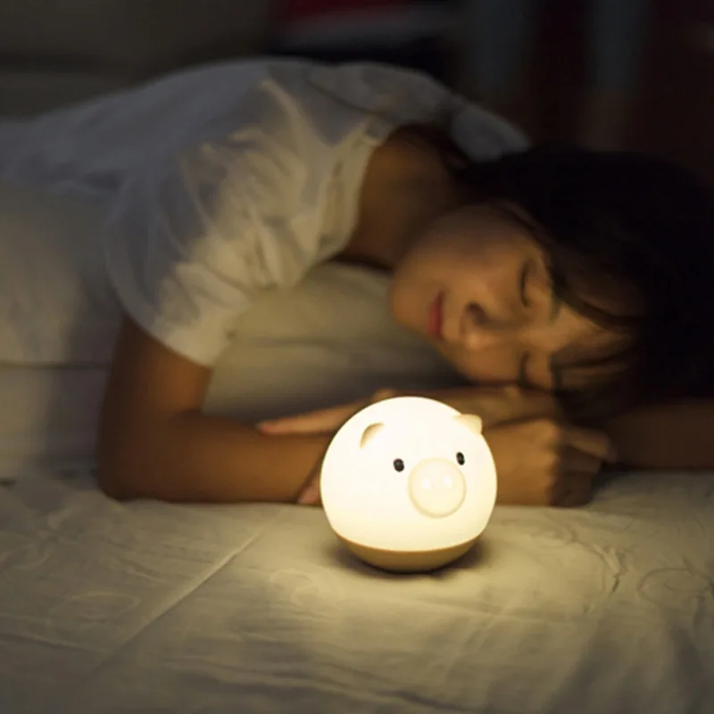Employee Birthday Gift Mischief Pigskin Pat gui jiao deng Cartoon Tumbler Night LED Charging USB Night Light
Employee Birthday Gift Mischief Pigskin Pat gui jiao deng Cartoon Tumbler Night LED Charging USB Night Light