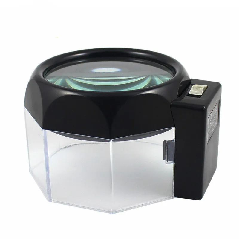 4 times newspaper reading octagonal desktop cylindrical cylindrical cylindrical high-definition magnifying glass with light
4 times newspaper reading octagonal desktop cylindrical cylindrical cylindrical high-definition magnifying glass with light