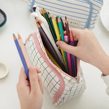 Creative Protable Multi-Function Pencil Case Girl Canvas Large Capacity Pencil Bag Coin Purse School Pen Bag Stationery Supplies
Creative Protable Multi-Function Pencil Case Girl Canvas Large Capacity Pencil Bag Coin Purse School Pen Bag Stationery Supplies