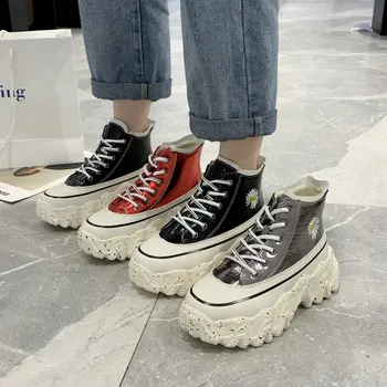 Spring autumn new brand women shoes Bling thick bottom mid-heel lace up boots short tube patent leather Martin boots B62-12 JY
Spring autumn new brand women shoes Bling thick bottom mid-heel lace up boots short tube patent leather Martin boots B62-12 JY