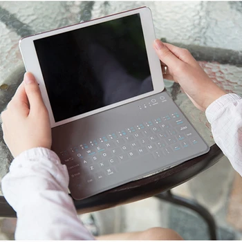 New Portable Mini Folding Keyboard Traval Bluetooth Foldable Wireless Keypad for IOS Android Phone Tablet PC Computer
New Portable Mini Folding Keyboard Traval Bluetooth Foldable Wireless Keypad for IOS Android Phone Tablet PC Computer