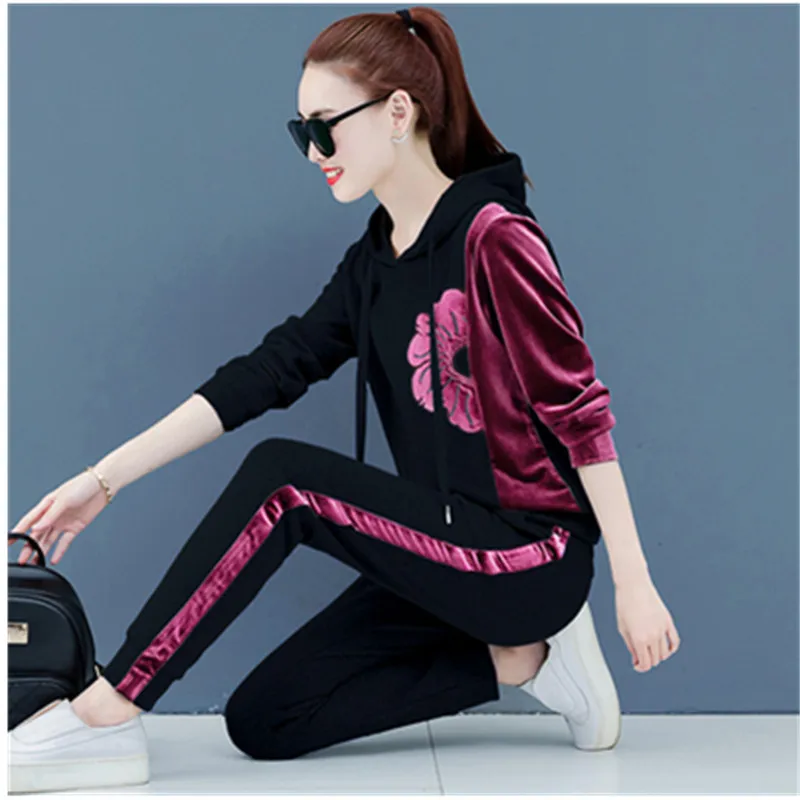 Gold velvet suit spring Autumn New Hooded Sports suit female Two-piece set Long sleeve tracksuit women fashion Women's suit 4XL
Gold velvet suit spring Autumn New Hooded Sports suit female Two-piece set Long sleeve tracksuit women fashion Women's suit 4XL