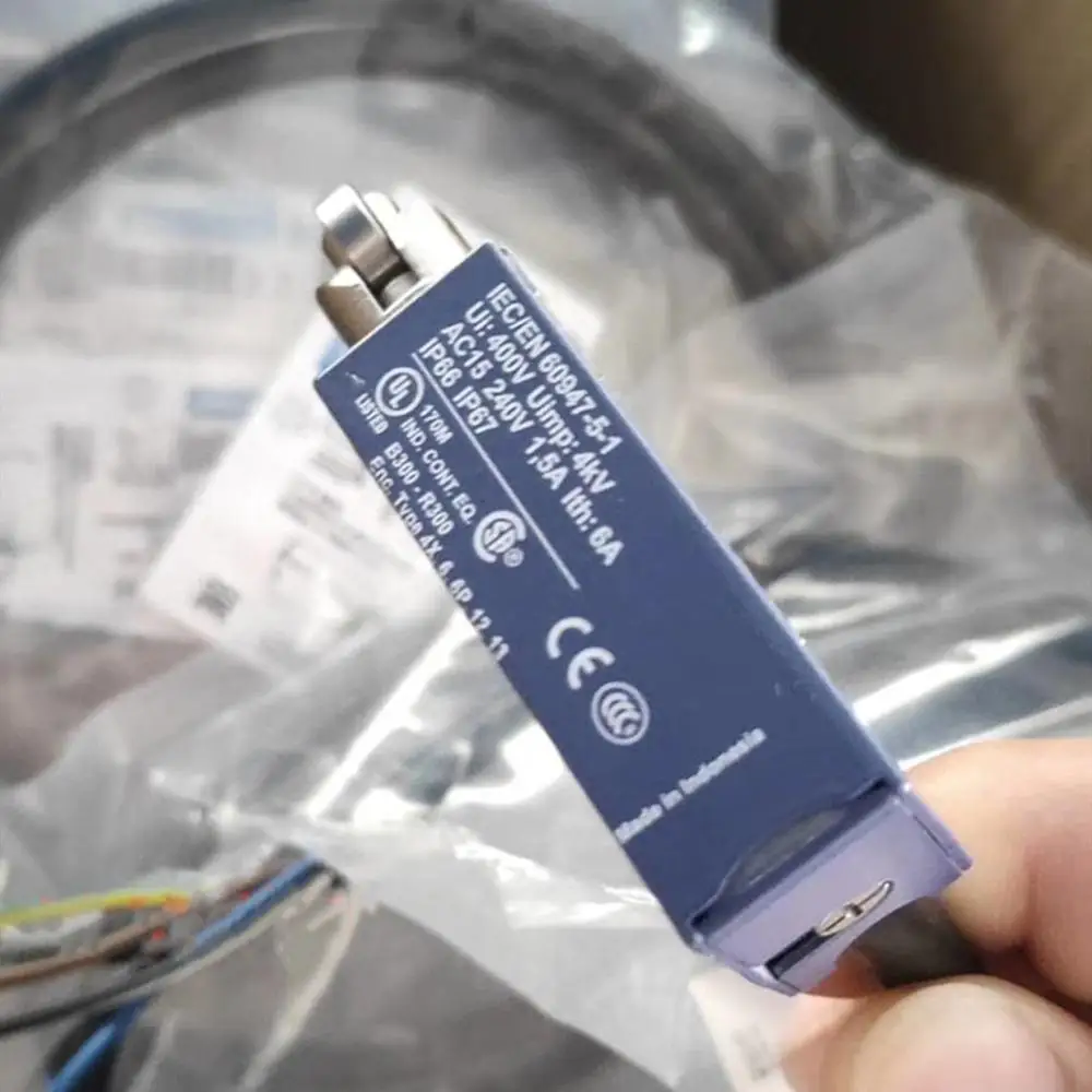 Концевой переключатель XCM-D2102L1 XCMD2102L1 XCMD2102L2 XCMD2102L3 XCMD2102L5 | Компьютеры и офис