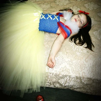 2020 Princess Snow White Dress Girls Long Maxi Dress Ball Gown Kids Party Dresses 2 to 10 Years Baby Carnival Costumes Vestidos
2020 Princess Snow White Dress Girls Long Maxi Dress Ball Gown Kids Party Dresses 2 to 10 Years Baby Carnival Costumes Vestidos