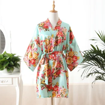 Ladies robe Short Sleeve Nightgown printing silk Satin dressing gown Women
Ladies robe Short Sleeve Nightgown printing silk Satin dressing gown Women