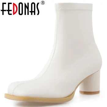 FEDONAS Women Short Autumn Winter Warm Boots For Women Genuine Leather High Heels Shoes Woman Party Wedding Zipper Ankle Boots 
FEDONAS Women Short Autumn Winter Warm Boots For Women Genuine Leather High Heels Shoes Woman Party Wedding Zipper Ankle Boots