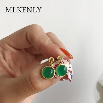 MLKENLY 925 sterling silver Classical vintage K gold natural emerald green stone temperament stud earrings For Women gifts
MLKENLY 925 sterling silver Classical vintage K gold natural emerald green stone temperament stud earrings For Women gifts