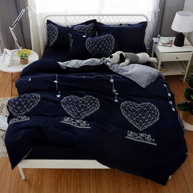Classic bedding set 5 size Stripe heart black bed linen 4pcs/set duvet cover set Pastoral bed sheet AB side duvet cover 2019 bed
Classic bedding set 5 size Stripe heart black bed linen 4pcs/set duvet cover set Pastoral bed sheet AB side duvet cover 2019 bed