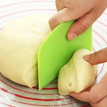 Dough Bowl Scraper Kitchen Gadget Curved Edge Flat Edge Flexible Scraper for Scraping Baking Bread Dough Cake
Dough Bowl Scraper Kitchen Gadget Curved Edge Flat Edge Flexible Scraper for Scraping Baking Bread Dough Cake