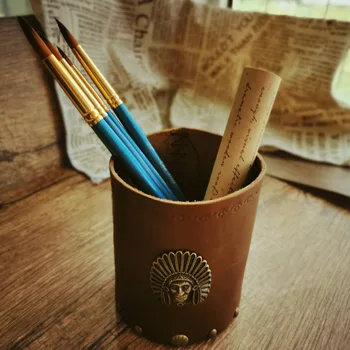 Handmade Vintage Leather Pen brush holder Multifunction Round Office Desktop Storage pen stand desk organizer
Handmade Vintage Leather Pen brush holder Multifunction Round Office Desktop Storage pen stand desk organizer